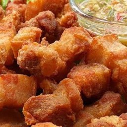 หมูสามชั้นทอดน้ำปลา