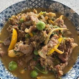 ผัดเผ็ดหมูป่า