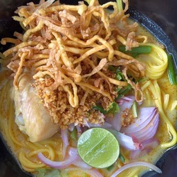 ข้าวซอยไก่