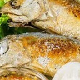 ปลาทูทอด