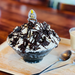 B3. บิงซูบราวนี่อัลมอนด์