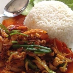 ข้าวพริกเผาไก่