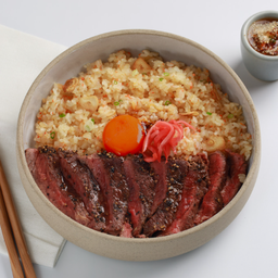 Grilled Beef Fillet on Japanese Rice