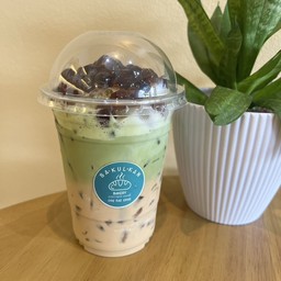 ชานมอัสสัม + มัทฉะ  (ใส่ไข่มุกบุก) (16 oz.)