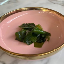 สาหร่ายวากะเมะ