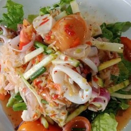 ยำรวมมิตรทะเล