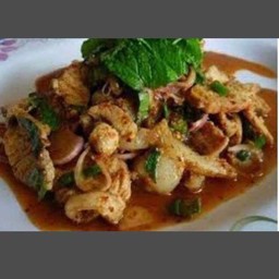 น้ำตกคอหมูย่าง