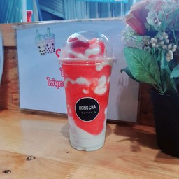 สตอเบอรี่โยเกิร์ต