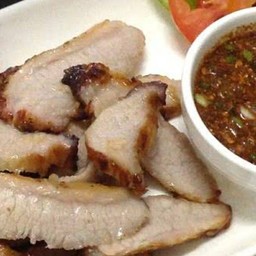 ตำนัวยำแซ่บ by ครัวคุณแป๋ว