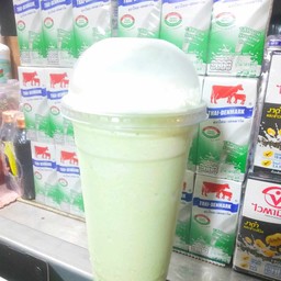 นมสดปั่นเขียว