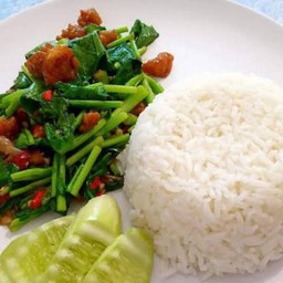 คะน้าไก่ กรอบราดข้าว