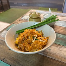 ผัดไทยไก่