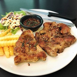 E4. สเต็กสันคอหมู