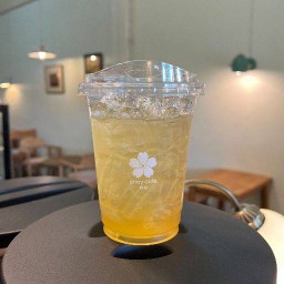 น้ำผึ้งมะนาว