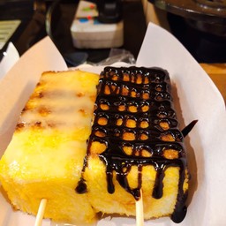 ปังปิ้งเนยนม + ช็อคโกแลต