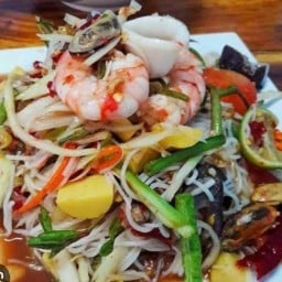 เจ๊เล็กแมลงทอด @ส้มตำอาหารอีสานแซ่บๆ