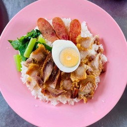 ข้าวหมูกรอบ