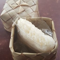 ข้าวผัดอัมรินทร์