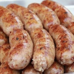 ไส้กรอกย่าง3 แหนมย่าง 2 ข้าวเหนียว 2 ห่อ