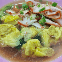 เกี๊ยวหมูแดง