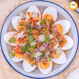 ยำไข่ต้ม
