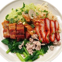 บะหมี่ลุงเบ็ญ(ป๊อกป๊อก) รามคำแหง60 พร้อมคอนโดมิเนียม