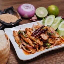 น้ำตกคอหมูย่าง