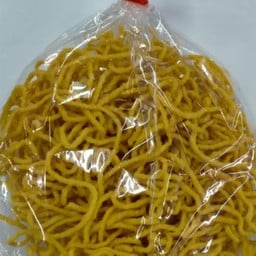 หมี่กรอบ