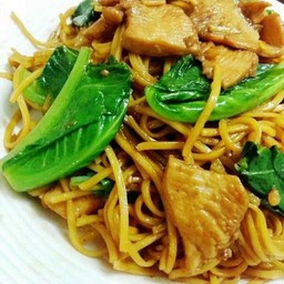 หมี่เหลืองผัดซีอิ๊ว