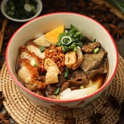 ก๋วยจั๊บ ไม่ใส่ปอด   55 บาท