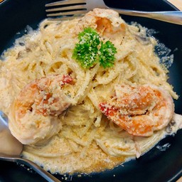 P8 พาสต้ากุ้งซอสคาโบนาร่า Shrimp Pasta with Carbonara Sauce