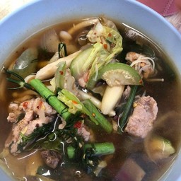 ต้มแซ่บเนื้อน่องลาย