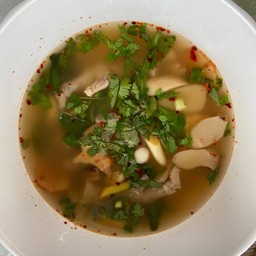 ต้มซุปเปอร์ขาไก่