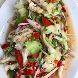 ยำตีนไก่