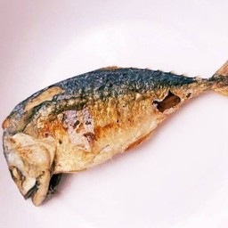 ปลาทูทอด 1 ตัว