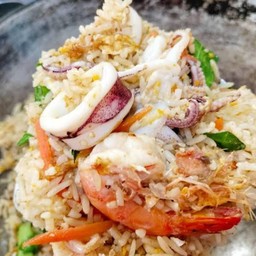 ข้าวผัดทะเล