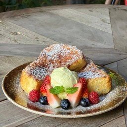 Brulee French Toast &Vanilla Gelato