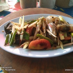 ตำกุ้งสด