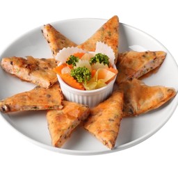 เปาะเปี๊ยะพระจันทร์