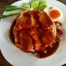 ข้าวหมูแดง
