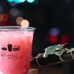 HD24Strawberry Milk สตอเบอร์รี่ มิลล์