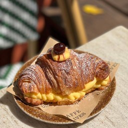 Cornetto Crema E Amarena