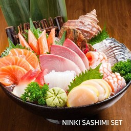 Ninki Sashimi Set ซาซิมิเซ็ตรวม 8 ชนิด