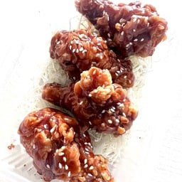 ไนท์ฟรายด์ข้าวไก่ทอด