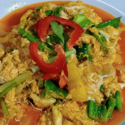 ปูนิ่มผัดผงกะหรี่