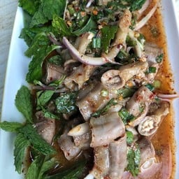 น้ำตกไส้ย่าง