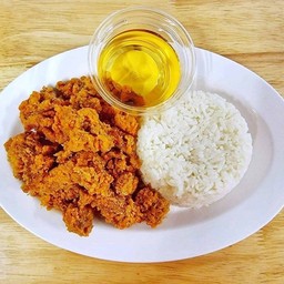 ข้าวไก่วิงซ์ซอสน้ำปลา