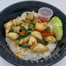 ข้าวกะเพรากรรเชียงปู