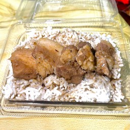 ข้าวหมูตุ๋นผมเอง - ห้วยขวาง