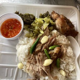 ขาหมูคาวบอย สาขา สถานีรถไฟจิระ